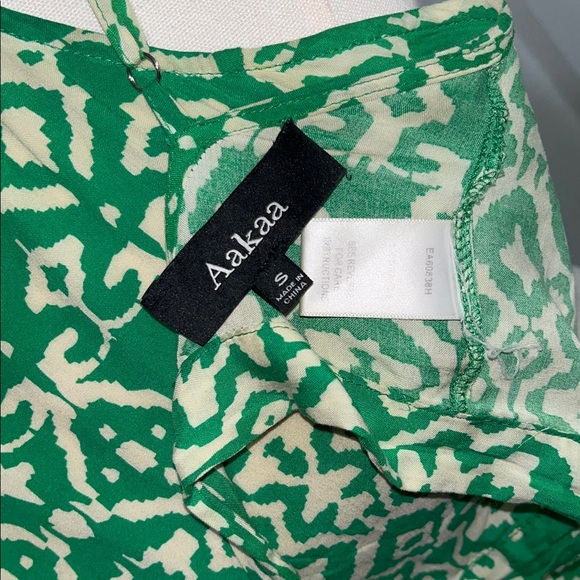 100% Rayon floral halter top and skirt set size Small by Aakaa - Picture 11 of 11